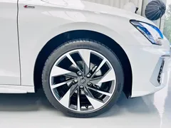 2022 Audi A3L Limousine 35 TFSI, белый — фото 4