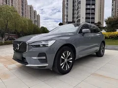 2023 Volvo XC60 4WD Luxury — фото 1