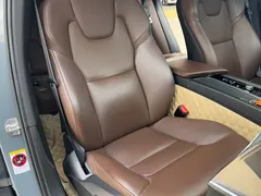 2023 Volvo XC60 4WD Luxury — фото 4