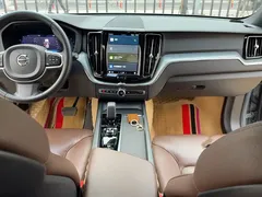 2023 Volvo XC60 4WD Luxury — фото 9