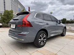 2023 Volvo XC60 4WD Luxury — фото 15
