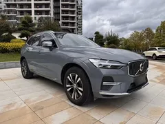 2023 Volvo XC60 4WD Luxury — фото 16