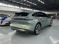 2023 Nio ET5T 75kWh Touring, зелёный — фото 11