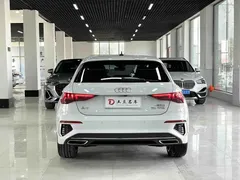2023 Audi A3 Sportback 35 TFSI Luxury Sport, белый — фото 5