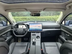 2022 Geely Wenjie M5 Extended Range 4WD Flagship, синий — фото 12
