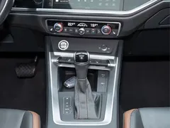 2022 Audi Q3 35 TFSI Fashion — фото 3