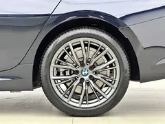 2022 BMW 3 Series 330Li xDrive M Sports Night Package, чёрный — фото 18