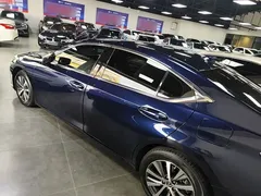 2020 Lexus ES 200, синий — фото 23