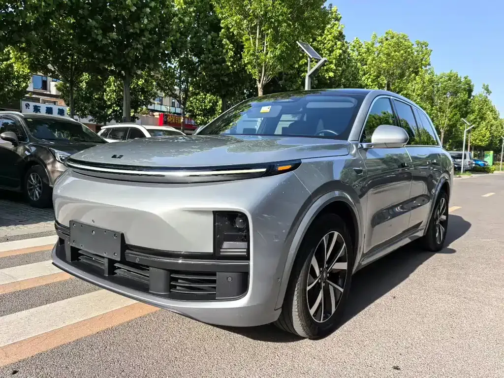 2023 Li Auto L8 Pro