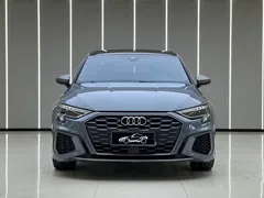 2022 Audi A3L Limousine 35 TFSI Luxury Sport — фото 2