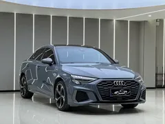 2022 Audi A3L Limousine 35 TFSI Luxury Sport — фото 3