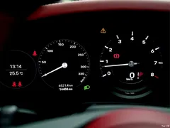 2023 Porsche 911 Targa 4 3.0T, белый — фото 8