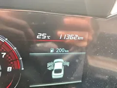2022 Hyundai Elantra 1.5L CVT LUX Premium, белый — фото 5