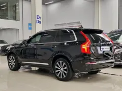 2023 Volvo XC90 B5 Luxury 5-seat, чёрный — фото 4