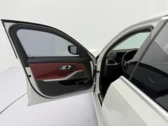 2023 BMW 3 Series 320Li M Sport Package, белый — фото 24