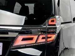2021 Toyota Vellfire Crown Hybrid 2.5L HV Premium, чёрный — фото 8