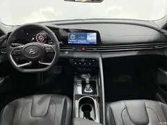 2022 Hyundai Elantra 1.5L CVT LUX Premium, белый — фото 5