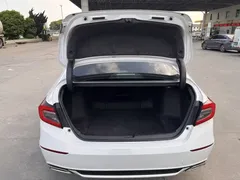 2022 Honda Accord 260TURBO Luxury, белый — фото 7