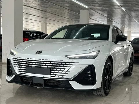 Changan UNI-V 2022