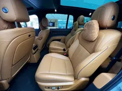 2025 Li Auto i8 Standard — фото 6