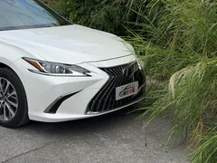 2022 Lexus ES 200, белый — фото 8