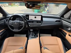 2022 Lexus ES 200, белый — фото 17