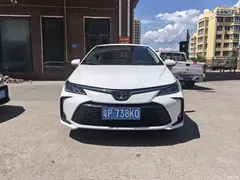 2021 Toyota Corolla 1.2T S-CVT Elite PLUS, белый — фото 2