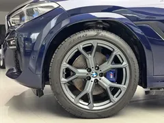 2021 BMW X6 xDrive40i M, синий — фото 4