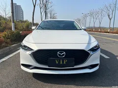 2021 Mazda Axela 2.0L AT quality and elegance, белый — фото 2
