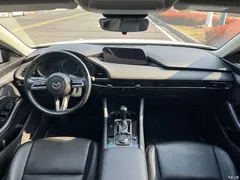 2021 Mazda Axela 2.0L AT quality and elegance, белый — фото 12