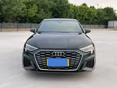 2022 Audi A3 Sportback 35 TFSI, зелёный — фото 2