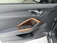 2021 Audi Q3 35 TFSI Fashion — фото 12