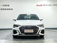 2021 Audi A3 Sportback 35 TFSI luxury sports model — фото 2