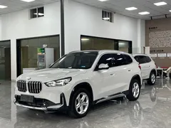 2023 BMW X1 X, белый — фото 1
