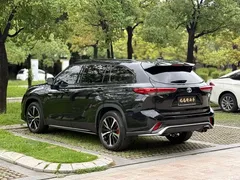 2022 Toyota Crown Kluger 2.5L HEV 4WD Premium, чёрный — фото 22