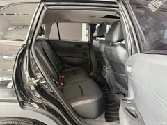 2023 Toyota Corolla Cross 2.0L Elite — фото 11