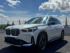 2023 BMW X1 sDrive20Li X Design Package, белый — фото 1
