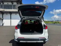 2023 BMW X1 sDrive20Li X Design Package, белый — фото 21