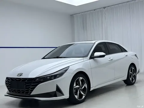 2021 Hyundai Elantra 1.5L CVT LUX Premium