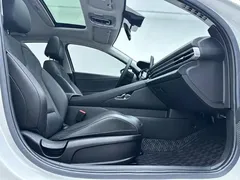 2021 Hyundai Elantra 1.5L CVT LUX Premium, белый — фото 8