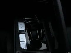 2021 Hyundai Elantra 1.5L CVT LUX Premium, белый — фото 15