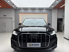 2023 Audi Q7 55 TFSI quattro S line sporty, чёрный — фото 2