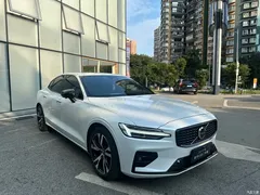 2024 Volvo S60 B5 Zhiya Sport, белый — фото 3