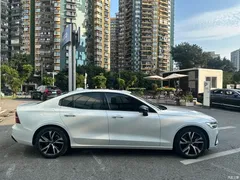 2024 Volvo S60 B5 Zhiya Sport, белый — фото 4