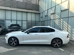 2024 Volvo S60 B5 Zhiya Sport, белый — фото 5