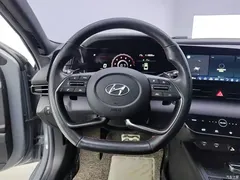 2021 Hyundai Elantra 240TGDi DCT LUX Premium — фото 15