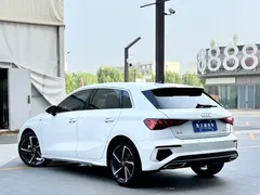 2022 Audi A3 Sportback 35 TFSI, белый — фото 5