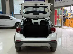 2022 Toyota Yaris L Zhixuan X 1.5L CVT Luxury Plus, белый — фото 21