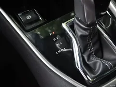 2021 Subaru Outback 2.5i Flagship EyeSight, белый — фото 14