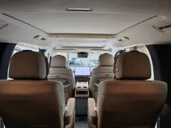 2025 Li Auto MEGA Ultra Smart Refresh, белый — фото 16
